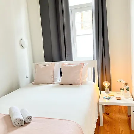 Cozy With Privative Bathroom On Rua Augusta Homestay Lisbon