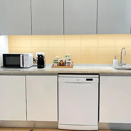 منزل للإقامة Private Room In A Historic Lisbon Building On Rua Augusta