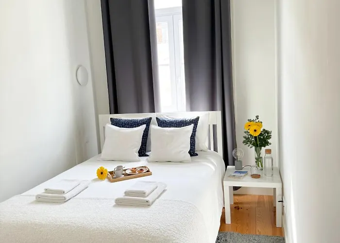 Private Room In A Historic Lisbon Building On Rua Augusta منزل للإقامة