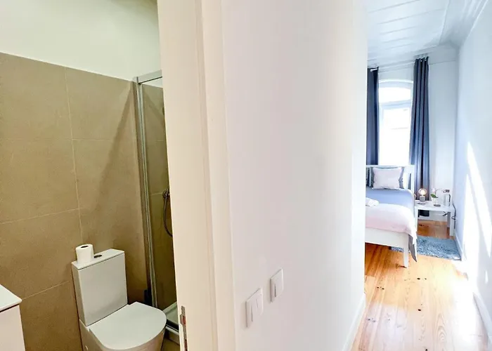 Private Room In A Historic Lisbon Building On Rua Augusta منزل للإقامة *