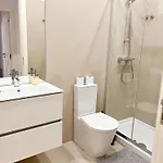 Private In A Historic Building On Rua Augusta Lisboa