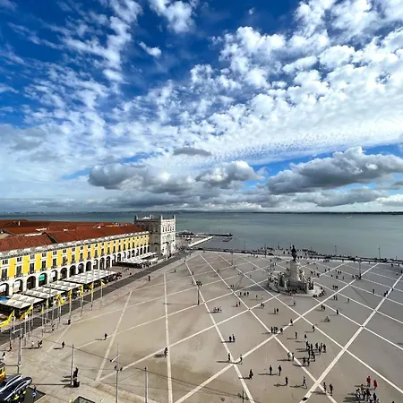 Cozy With Privative Bathroom On Rua Augusta 民宿 *